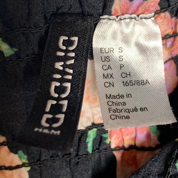 Divided Black floral smocked sundress sz small cottage core boho - Picture 3 of 5